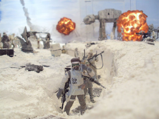 Illustration for article titled Grown Man Turns Living Room Into Enormous, Incredible Battle Of Hoth Diorama